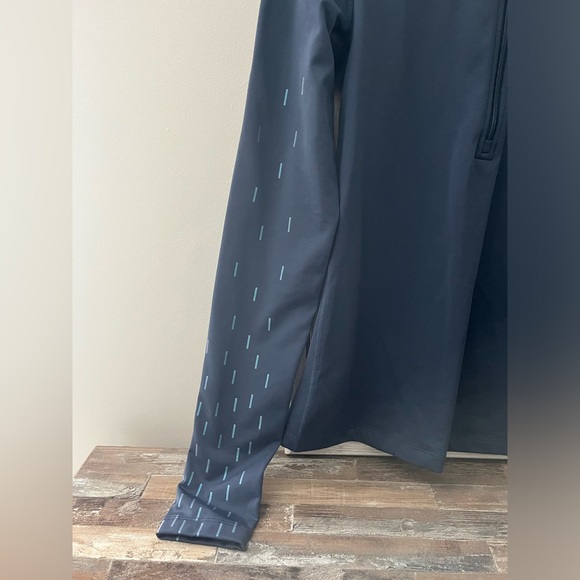 Nike Quarter Zip - Picture 6 of 6